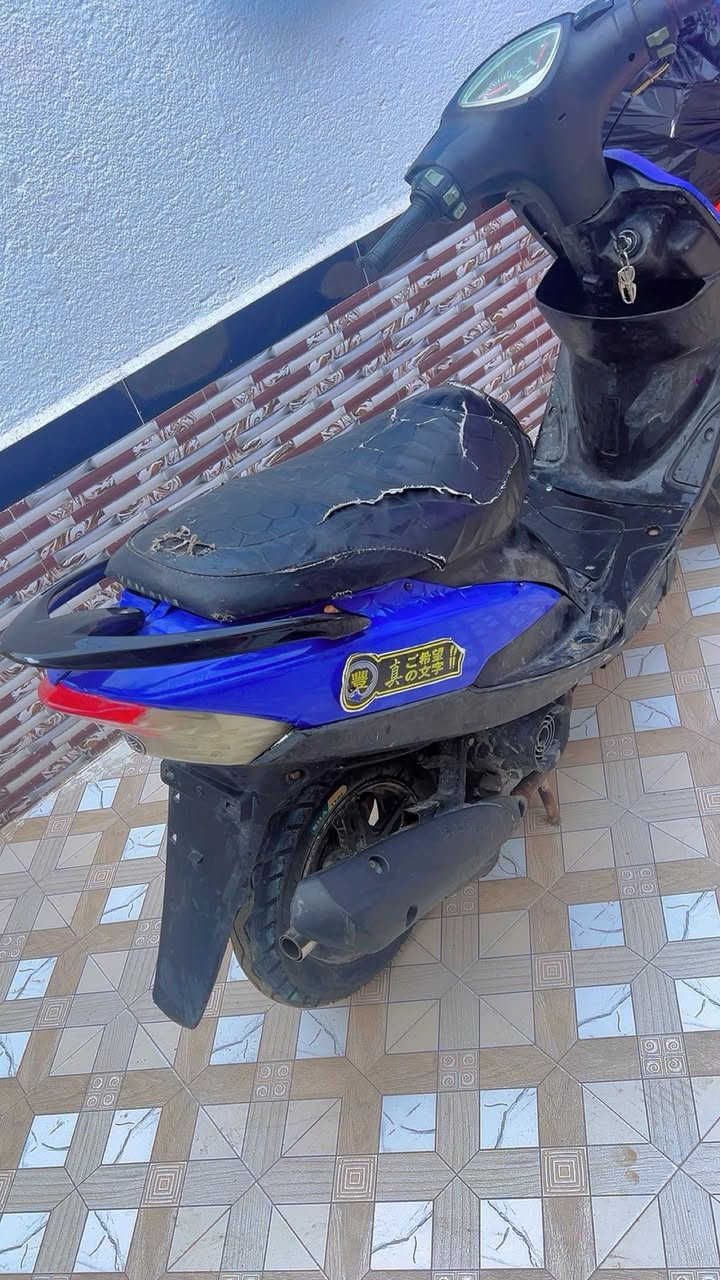 للبيع دراجه ماكس عدله دراجه مزوده تزويد بلادي بوشه البارحه زودته 55 مكفوله دراجه من سرقه ومن عطل السعر550 وبيه مجال للطيبين مكان ذي قار حي اريدو رقم ***********
