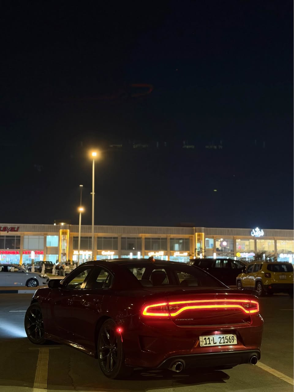 جارجر موديل 2021 فول مواصفات Sxt plus السيارة ماشيه 43 الف ميل وارد كندي صور السونار راسلني خاص او على الرقم وبيك خير وتدلل السعر 220 وبيه مجال للشراي 
*********** البصرة, العراق
