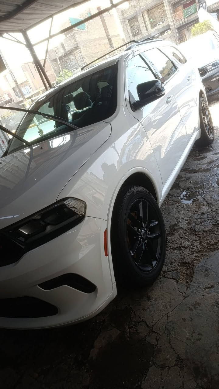 السلام وعليكم
للبيع دوج دورنكو موديل 2023
الفئه GT 
المسافة المقطوعة: 37ميل
بدون ايرباك
 
السياره جاهزه وبدون نواقص ع وضع الشركه 
ترقيم جديد  بغداد  السياره بأسمي تحويل ثاني يوم 
حادث السياره جانبي  باب الوره السايق  تبديل  نفس الون 
رقم الشاصي موجود المنشور
وصور الحادث هم 
مواصفات السياره فول  مواصفات 
شاشه كبيره فلات 
رادار امامي وجانبي وخلفي   
بصمه بلادي
كت اس ار تي
حساسات امامي + خلفي
مانع تصادم
اوتو ستوب
 تحديد مسار
قياده ذاتيه
تحكمات ستيرن
اوامر صوتي 
كشنات تدفئه  تبريد 
كشن كهرباء
ستيرن تدفئه
جنطه كهرباء
سستم صوت harman/kardon
نضام اقتصادي ايكو
شفتات ستيرن
نضام سبورت
نضام تراك 
انضمة وضعيات قياده
بعد وبعد بيها هوايه مواصفات

العنوان :  بغداد  مدينة الصدر  سعر السياره 280بيها مجال ***********
