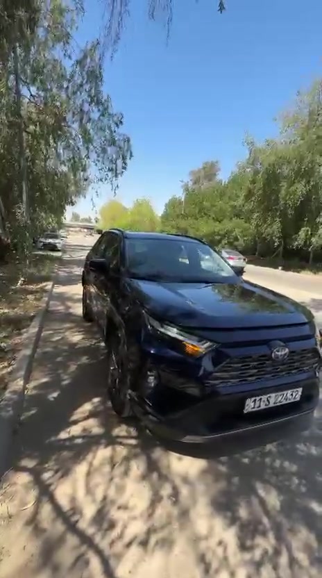 🚘 تويوتا RAV4 Limited 2025 هايبرد 🚘
▫️ ياباني أصلي
▫️ استيراد خاص من كوريا
▫️ دفع رباعي Four Drive
▫️ سيارة جديدة بمعنى الكلمة – بجم كبس بدون إرباك
▫️ مع ضرر خفيف قرب الدعامية الخلفية

✨ المواصفات: ▪️ محرك 2500 هايبرد
▪️ فتحة سقف
▪️ تدفئة وتبريد كشنات
▪️ تدفئة كشنات خلفية
▪️ مثبت سرعة
▪️ شاشة كبيرة داخلية
▪️ رنكات قياس 19
▪️ داخلية جمالية جداً
▪️ ترقيم جديد

📌 ممشى السيارة: 11,000 كم فقط
📍 موقع السيارة: بغداد – الأعظمية
👤 مالك واحد فقط

📞 رقم التواصل: ***********

