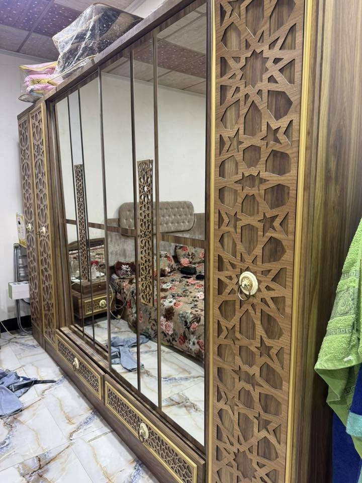 غرفه نوم تركي للبيع 5 قطع
موصل الايسر 
***********
او مراسلة الصفحه
