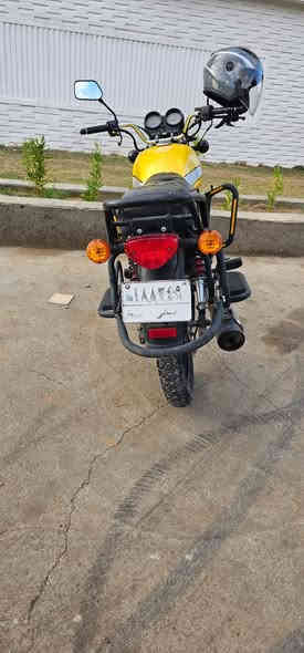 سلام عليكم دراجة دايوان موديل 23 محرك 200 دراجة محرك يخبل خير من الله دراجة كلها بلاد مرقم ديالى لوحة وسنوية تحويل ثاني يوم سعرها 2300 بيها مجال 
مكاني ديالى بعقوبة ***********
