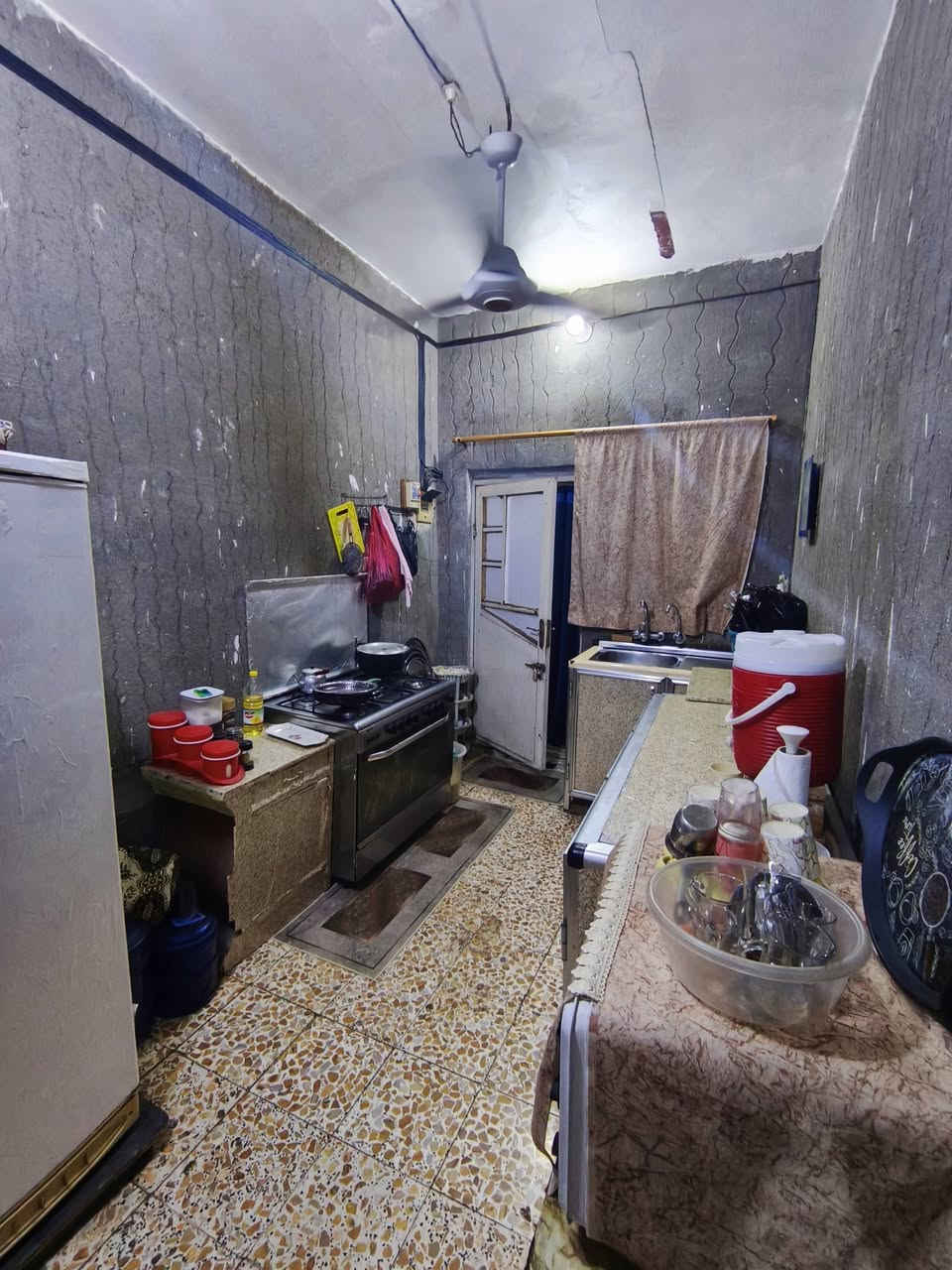 بيت للبيع 
120 متر غرفة واحدة وصالة واستقبال ومطبخ صحيات داخلية وخارجية ومنور زراعي سند 25
العنوان طويريج حي الجمعية شارع الجوادين مع كافة الخدمات من رصيف وصبه باقي بس التبليط
السعر 60 وبي مجال
للاستفسار عن طريق الرقم   ***********
