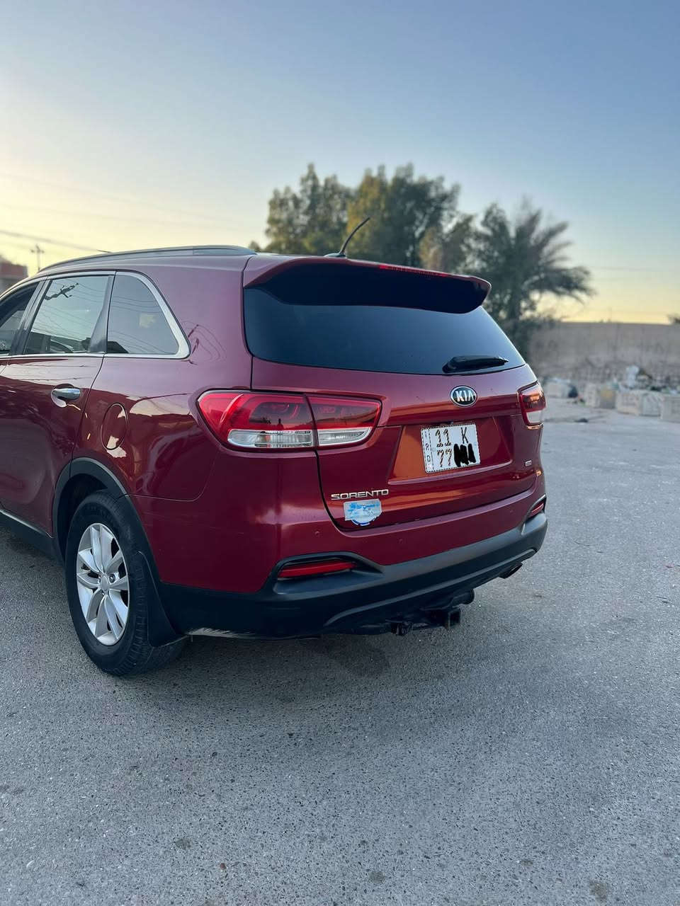 سورنتو 2016 (150$)
وارد امريكي حادث قطعتين (جاملغ خلفي يمين+باب خلفي يمين+باب السكن ملاون)
*سونار موجود 
4سلندر gdi 2400
الكير كفالة 
المحرك معلة كازكيت انسة شي اسمة دوانز وشرط بانزين عادي 
التبريد وتدفئة قطعتين (تبريد )لافصلة ولايبوخ بالازدحام 
ثلاث انظمة قيادة(Eco-sport-normal )
مانع انزلاق(تراكشن)
صدر دسكات وبطارية واطارات جديد
كامرة خلفية  شاشة كبيرة
حساسات امامية خلفية 
مرايات شفط
دوشمة جديدة 
يدات نيكل 
لد بالمري
عالي زنون 
تحكمات ستيرن 
كروز سرعة
ماشية105.000
السعر 150$وبي مجال
***********
مكاني بغداد
