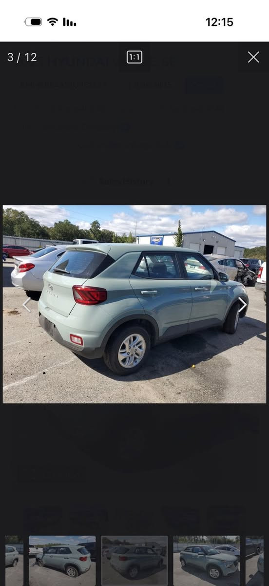 السلام عليكم
للبيع فينو 2025 
المواصفات عاديه 
ماشيه 4 الف فقط 
السياره موجودة في الحره 
الظرر موضح في الصور فقط خشم الجاملغ 
بدون ايرباك 
للاستفسار الاتصال على الرقم ***********
السعر 96 وبيها مجال شي بسيط 
السياره موجودة في الحرة
