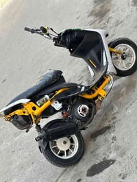 للبيع السعر 600 وبيها مجال بوشه 55 كلاجات رياضي  شرط شلعه ومعدل  07705...