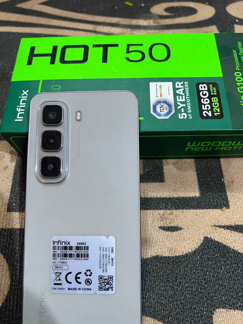 اسلام عليكم انفنكس هوت 50  جهاز جديد ذاكرا 256 ببجي 60 فريم السعر 200 قفل  مكاني اسكان الصناعي  ***********
