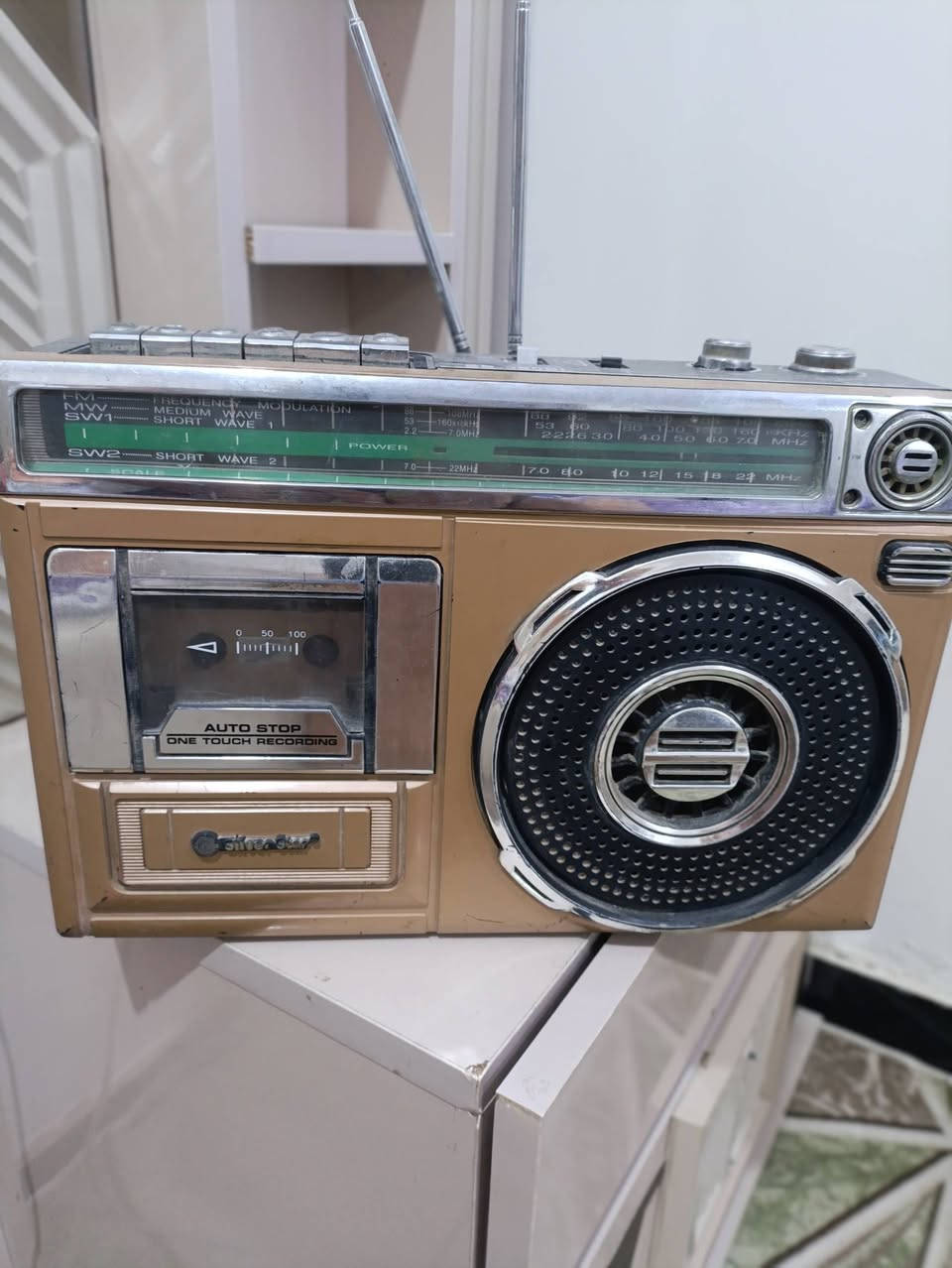 مسجل صيني قديم شغال كله  السعر 30مع التوصيل


**إذا كنت صاحب هذا الإعلان وتريد حذفه لأي سبب، رجاءا أرسل رسالة إلى الدعم الفني**