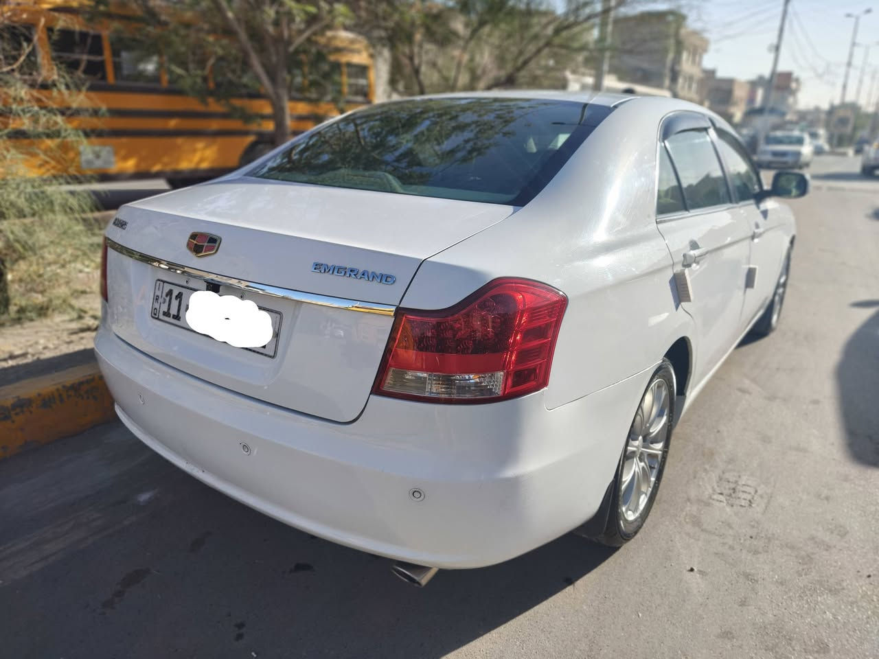 امكراند c825
موديل ٢٠١٣ 
رقم بغداد انكليزي شرط التحويل 
سيارة جاهزة واحلى من الصور مال جناي
تخم تاير حدادية وباتري كله جديد ادامة كاملة هيدروليك گير جديد
كير ومحرك خير من الله 
شاشة وكاميرا اصليه قابلة للتحديث
وداش كام تسجيل امامي خلفي داخلي
داخل صاج فور جيت ودوشمة 
تدفئة وتبريد كهربائيات مابيهة اي نقص 
العنوان بغداد السعر ٧٨
***********
