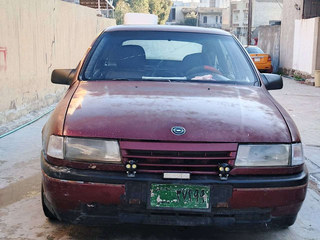 فكترا حجم ٢٠ كير مكينه بشرط غرفتها نضيفه طخم جديد تايات نضاف  كابون بازين رقم اخضر سنويه بيضه شرط تحويل معامله ماشيين بيها مسحوبلها واجها جاهزه عالتحويل  سعر٢٦ وبيها مجال للشراي ترهم مراوسه 
سياره بيها ضرر جاملغ نفر ومصلح دواير الورا فقط
***********
***********
