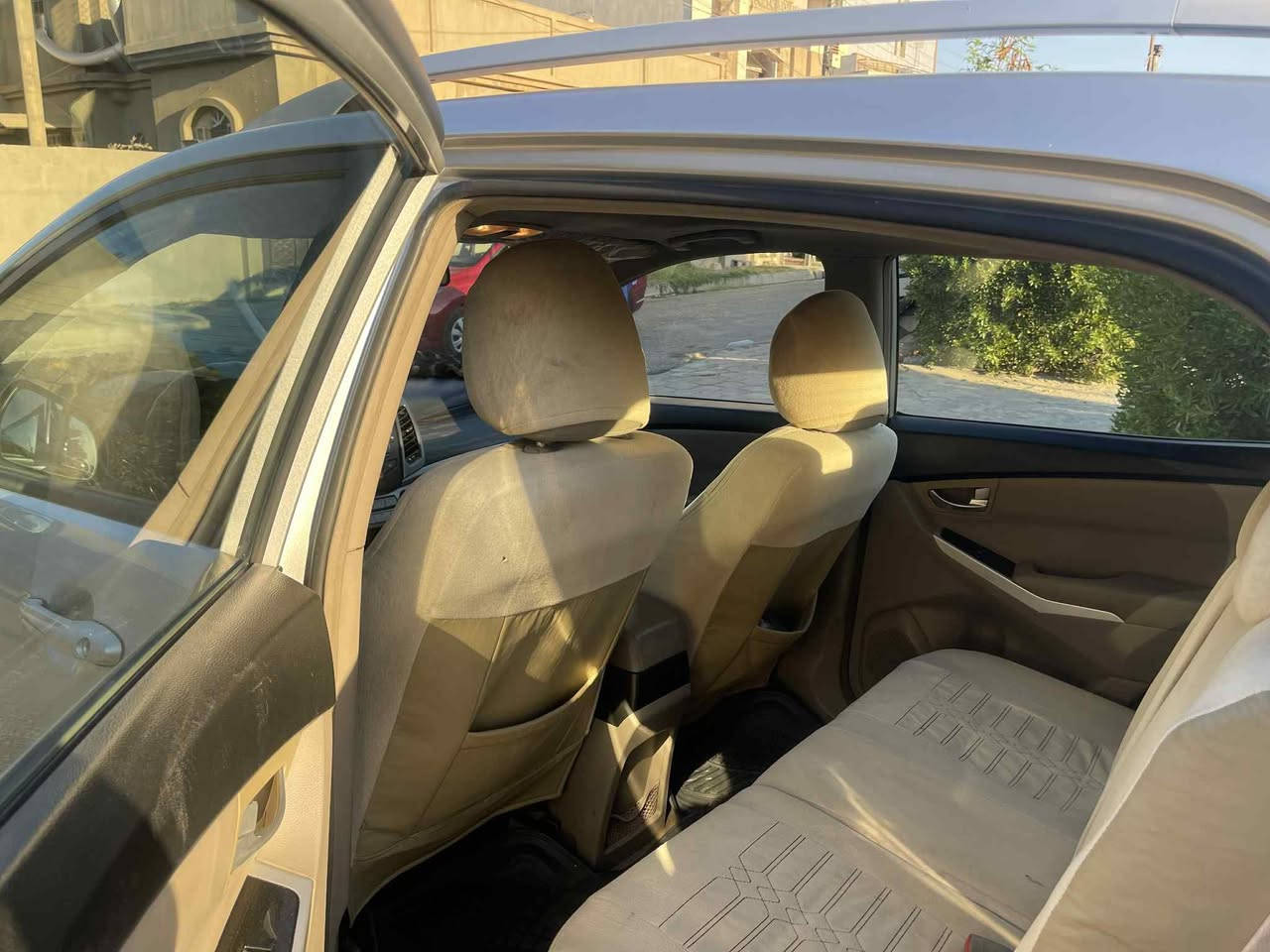 سانگیۆنگ كۆراندو مۆدێل 2016 بێ بۆیاخ ٤ پستن مەکینە 2.0 بەنزین. ئۆمبێلەکە کۆرییە گێڕ و مەکینەی ئەلمانی هیچی نەکرایتەوە. دەبل ئەکسڵ سەقەف سلاید تەحدید سورعە. سەیارەیەکی توند و تۆلە ٩٣ هەزار  کم رۆیشتییە. نرخی ٩٩ وەرەقە قفل

سیارە سانگیونگ کوراندو مودیل 2016 بدون صبغ. مکینە ٤ پستن ٢.٠ لتر بنزین. السیارە کوریە بس الگیر و المکینە المانی و گیر و مکینە ممفتوح. مواصفات السیاره دبل اکسل, تحدید سرعە , سقف سلاید... السیارە   ماشیە ٩٣ الف کم سعر ٩٩ ورقە قفل أربيل, العراق


**إذا كنت صاحب هذا الإعلان وتريد حذفه لأي سبب، رجاءا أرسل رسالة إلى الدعم الفني**