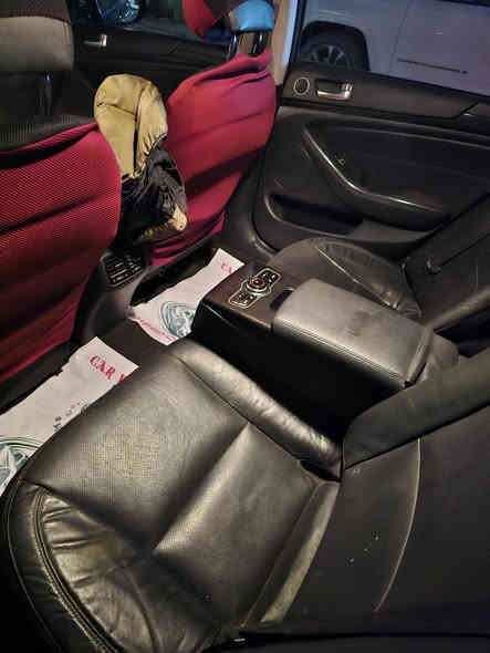 السعر  129
رقم بغداد مشروع وطني تحويل ثاني يوم 
وارد كوري بدون حادث 4 سلندر  2400 

فول مواصفات عدا البانوراما
بصمة
كشنات جلد 
مري شفط
سستم صوت دمامات بلادي 
شاشة تحكم كبيرة 
قطعتين تبريد امامي خلفي
تدفئة بالكشنات الامامية والخلفية
كشنات كهرباء الامامية
تحكمات ستيرن 
تحكمات خلفية وكعدة vip 
ادامة صدر كاملة 
السيارة عليها ادامة من دهن محرك اصلي ودهن الكير والدسكات امامية خلفية جديدة والتبريد فول وميبوخ خير من الله 
سيارة بيها شلعة ونشطة سريعة واقتصادية رزانة فول 
الاستفسار ***********
