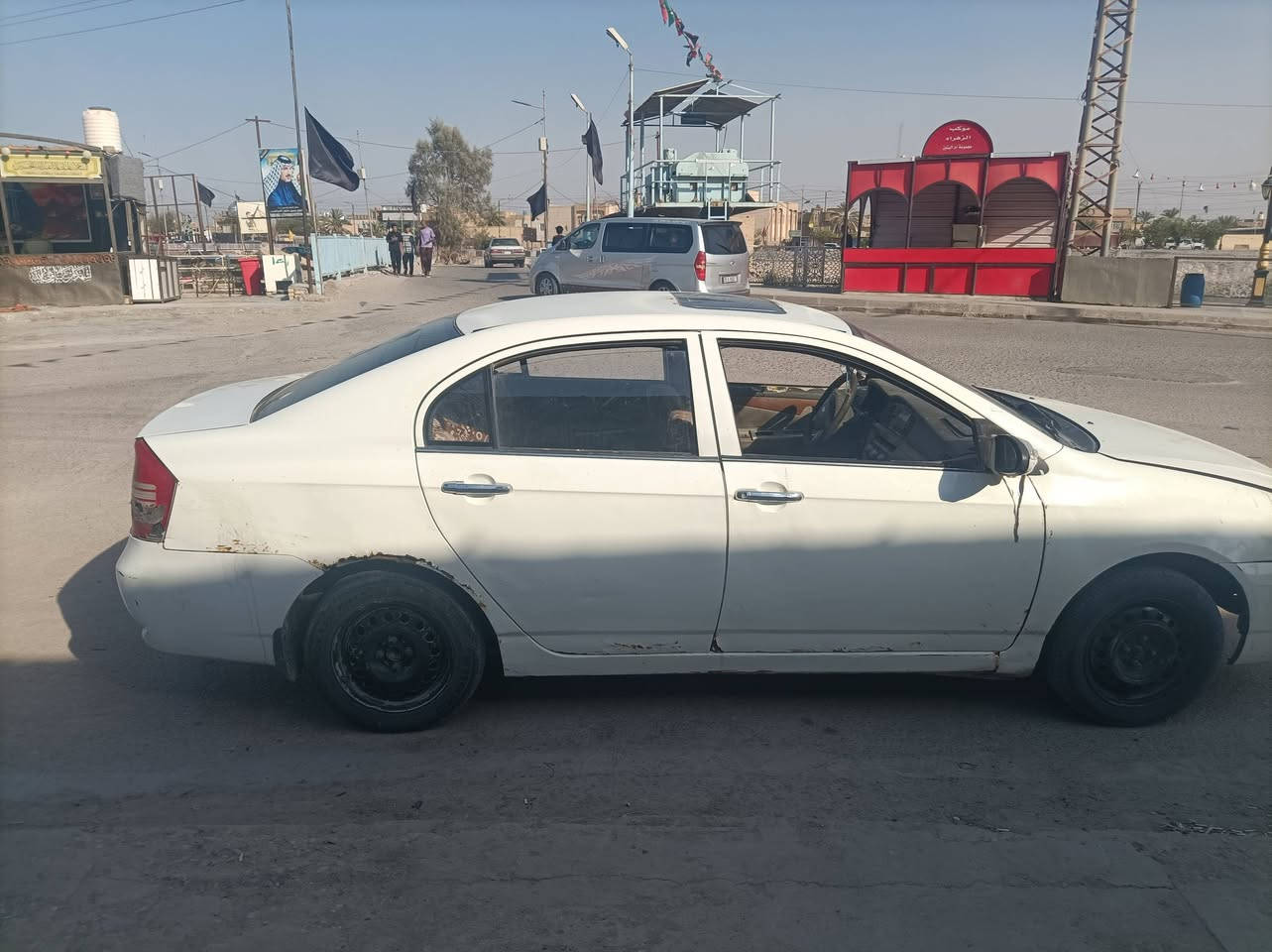 ليفان موديل 13 نواقص بسيطه بيه السعر 29 وبيه مجال حك جيه  مداور فقط مكير توني شاده بلباكيت سنويه صارله شهرين ساقطه بيع مستعجل  
***********
