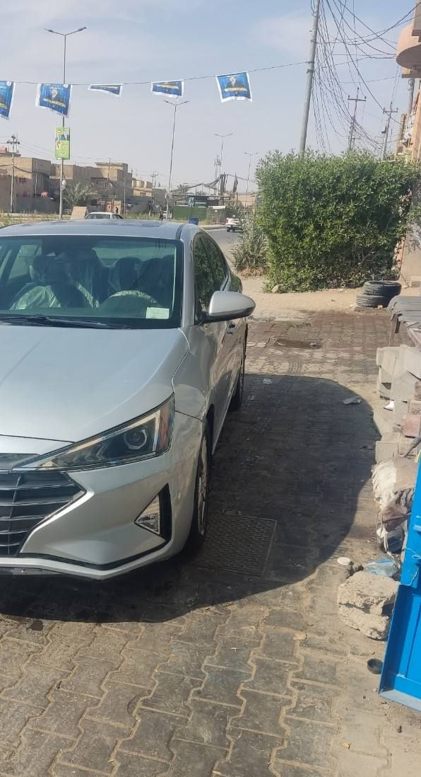 سياره وارد امريكي 2020 السعر 144 ماشيه 30 الحادث ضد البنيد ونفس معمر كفاله عامه سيارهف السياره فول رقم بغداد السياره فول واحد على واحدتتواجد بكربلاء ***********
