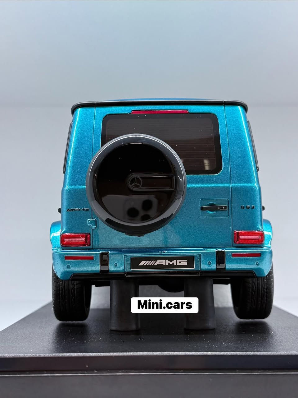 Mercedes-Benz G63 AMG 2024 

Brand : GT SPIRIT
Scale : 1/18
Price : 180,000 Dinar

WhatsApp: +9647504702207

‎التوصيل لجميع مناطق اربيل مجانا

‎گەیاندن بەخۆرایە بۆ ناو شاری هەولێر
