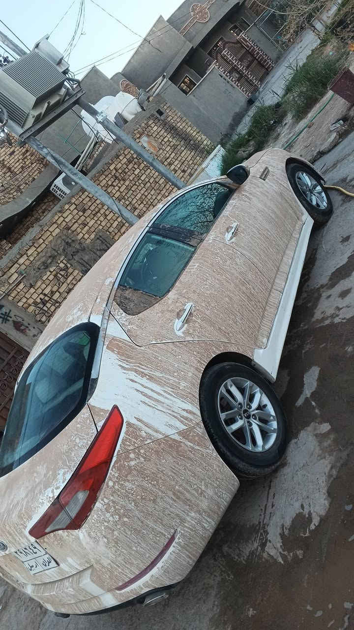 يا الله  كية اوبتيمة خليجي موديل 13فول مواصفات عدة الفتحة بصة مكينة 2400دواخل بيجي تبريد قطعتين السعر 115مكاني دوانية اي ستفسار اني حاظر تحياتي للجميع ***********
