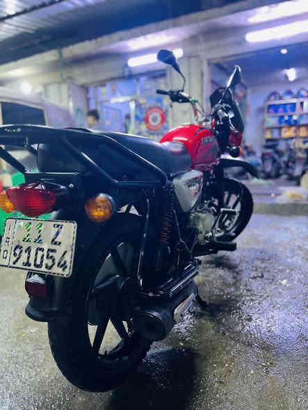 يا الله..يا الله..سلام عليكم بوكسر البيع كفاله عامه الدراجه مال 
موضف مامشتغله دلفري كلش نضيفه ماشيه 19الف حقيقي تحويل
ثاني يوم بسمك وتدلل موديل 22نازله بل23 مكاني
بغداد الشعب رقمي*********** خادم للطيبين تحياتي الكم
