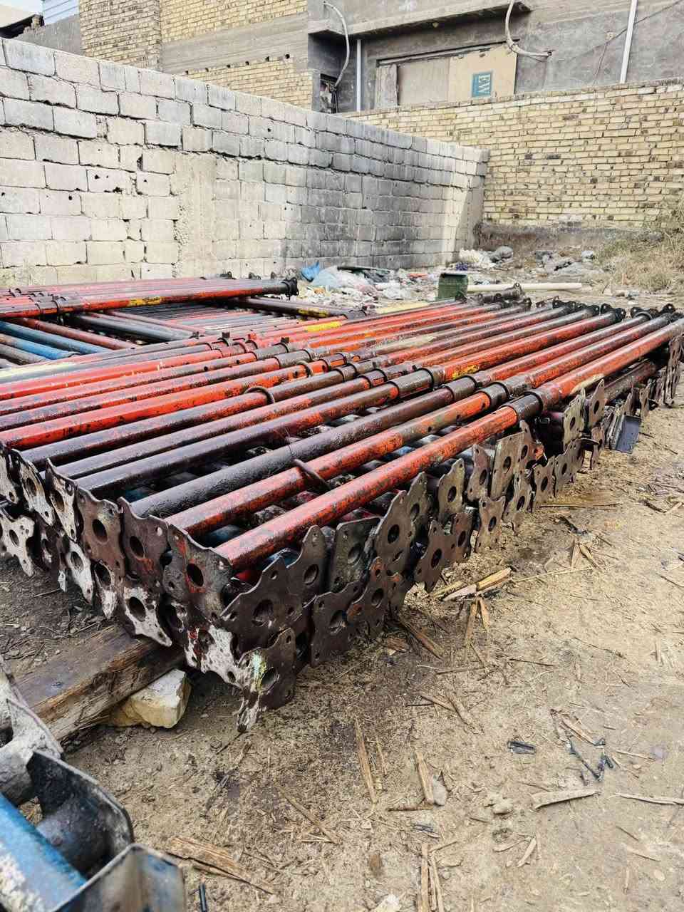 جكات حاضن وعجان ( شرط الأصلي ونظيفات ) للبيع ***********
