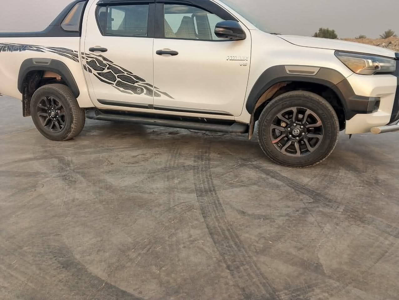 للبيع ادفنجر 2023 رقم اربيل فول مواصفات  مكفوله كفاله عامه السياره جديده تريد تحويل تريد وكاله ماشيه 60 للاستفسار الاتصال ***********/***********
