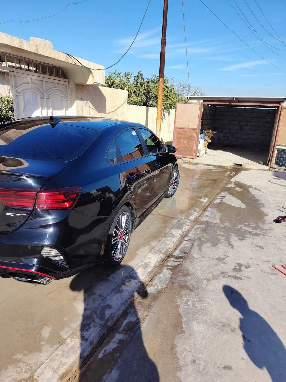 للبيع كيا فورتي
موصفات ( GT) اعلى فئة🔥بالفورتي

  محرك 1600 تيربو 201 حصان

  كير DCTدبل كلج 7 نمر 

محرك وكير شرط 

ماشيه (57 mi)

   المواصفات ..... 

1.بصمة تشغيل + بصمه +ابواب وصندوق

2. تشغيل عن بعد 

 3.رمز Gt على دشبول🔵

 4.(شفتات ستيرن)🚀🚀 

5.شاشة كبيرة مع نظام تشغيل ابل كار بلي

 6.واندرويد اوتو 

7.كاميرا دواره (وضعيات عدد2)......

 8.انظمة قيادة سمارت+ وسبورت+ ونورمال  

 10.كشنات جلد حضن مطرز احمر مع علامة GT

11. نظام سماعات (هارمن كاردن)🔈🔈 

12.لدات داخليه متغيره الالوان( بلادي)

 13.قطعتين تبريد 

14.شحن وايرليس  

15.دركة D  شكل رياضي مع ختم GT

16.رادرات جانبية+ وامامية+ وتحديد مسار + كروز سرعه 17.قياده ذاتيه 

18.اوتو هولد+ هاند بريك بصمه 

19.كات دوسات جانبية بلادية  +نقطه عمياء +اشاير بالمري

20.دبل اكزوز  ويل كب كروم حجم 18رياضي 

السيارة منفيس نينوى تترقم كل المحافضات عدى الاقليم

ضرر بوند مبدل وجاملغ مصبوغ

  السعر 155 $ وبيها مجال قليل


**إذا كنت صاحب هذا الإعلان وتريد حذفه لأي سبب، رجاءا أرسل رسالة إلى الدعم الفني**