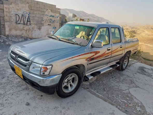 بەناو خوای گەورە ماشاءالله لەماڵی هەموو لایەک ئەم دێرەمان هەیە بۆ فرۆشتن گێر و مەکینەی لۆکە تازە مەکینەی گۆردراوە بۆیاخ کراوەتەوە لەسەر ساغی تاقم ویل و تایەی لۆکی لەسەرە سەنەوی ٢ ساڵێکە بەسەرچوە سعری ٤٨$ معامەلەیەکی برایانە هی خۆم نیە تەلەفون بۆ ساحێبی بکەن بۆ پەیوەندی: *********** السليمانية
