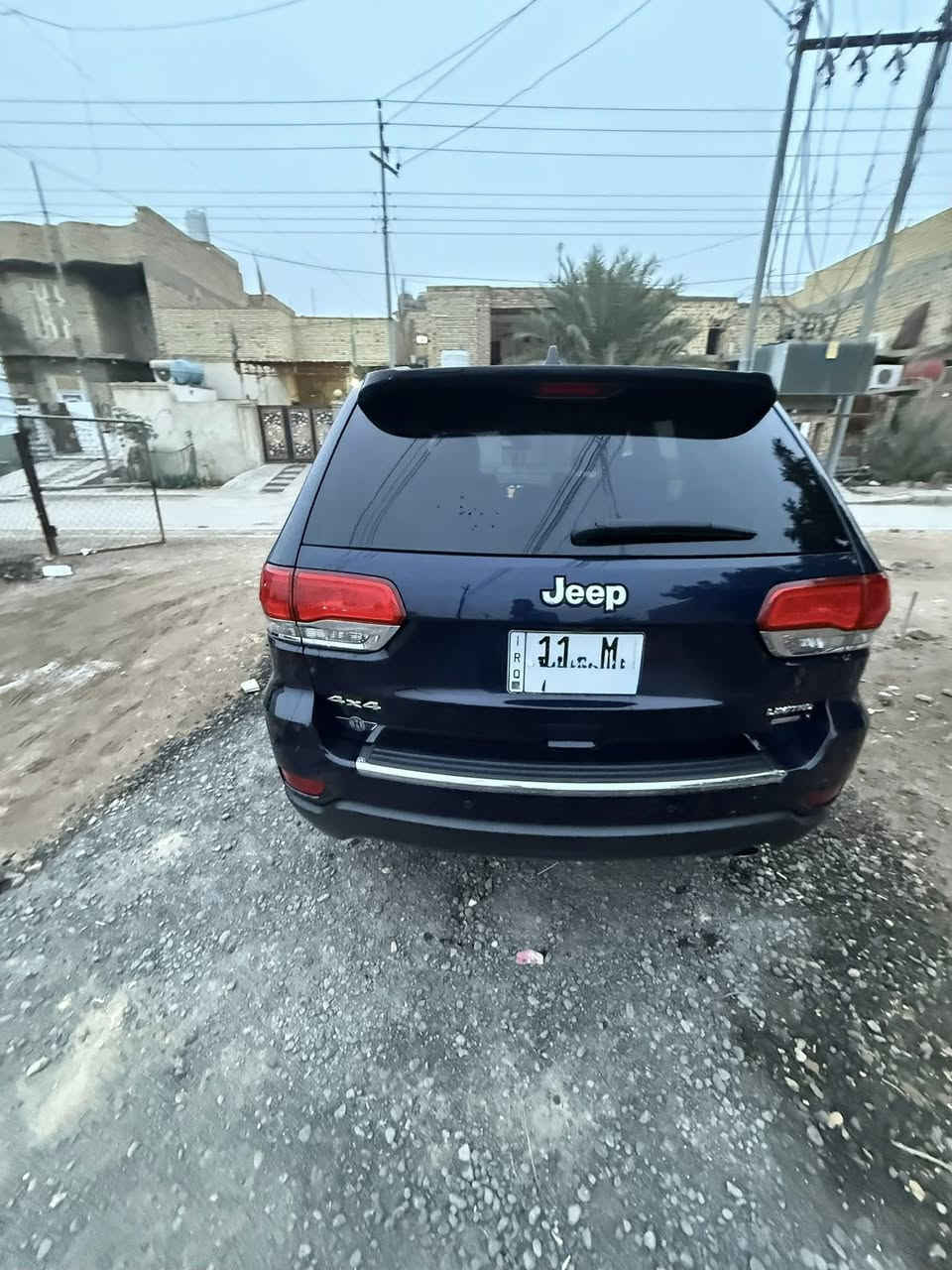 سلام عليكم.      بسم الله  الرحمن الرحيم.
جيب كراند شيروكي  2018 للمتد فول 
مكينه 6سندر 3600
فتحه 
جنطه كهرباء ⚡️ 
كشنات كهرباء 6دكم 
/ رادر / نقطه عمياء / 

لد امامي 
تخم تاير / صدر امامي / صدر خلفي / كله جديد / 
سبير منازل 
يدات نيكل 
سياره كل مقاعد تتفه حار 
تبريد ثلج 🥶
كشنات جلد 
كامره 
تشغيل عن بعد 
بصمه 
زنون عالي وناصي 
أناره داخليه 
سياره بيه موصفات منا باجر متخلص 
السعر 230 $ ورقه بيه مجال 
للتواصل ***********
