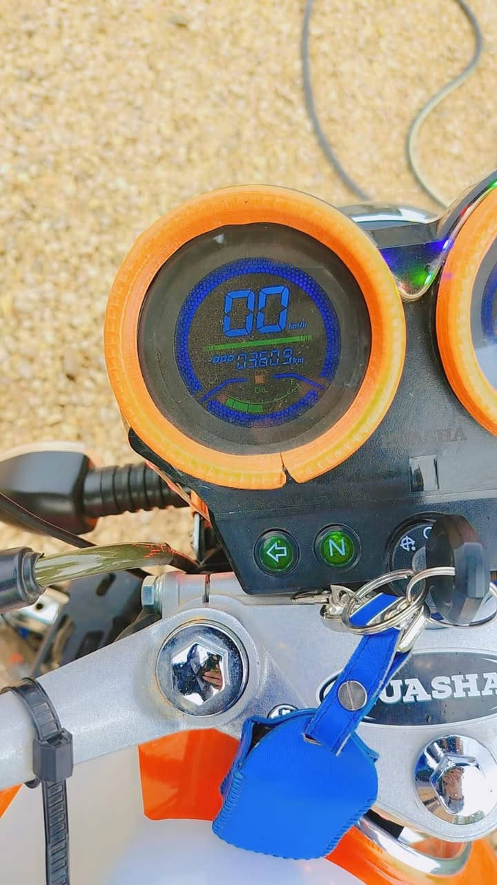 للبيع ماموجود بس عل رقم ***********
