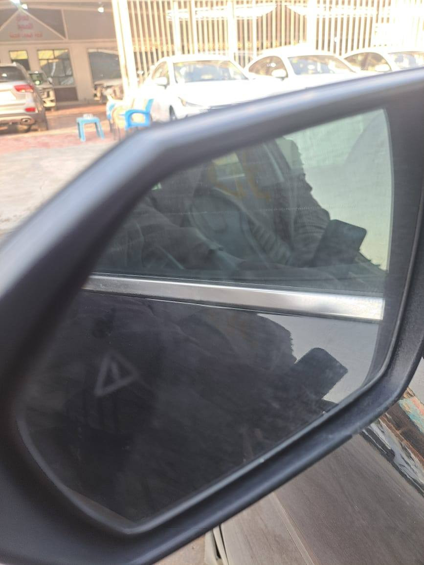 النترا هايبرد موديل 2024
صبغ صفحه وحده بدون دواخل 
معروضه 140 بيها مجال
***********
