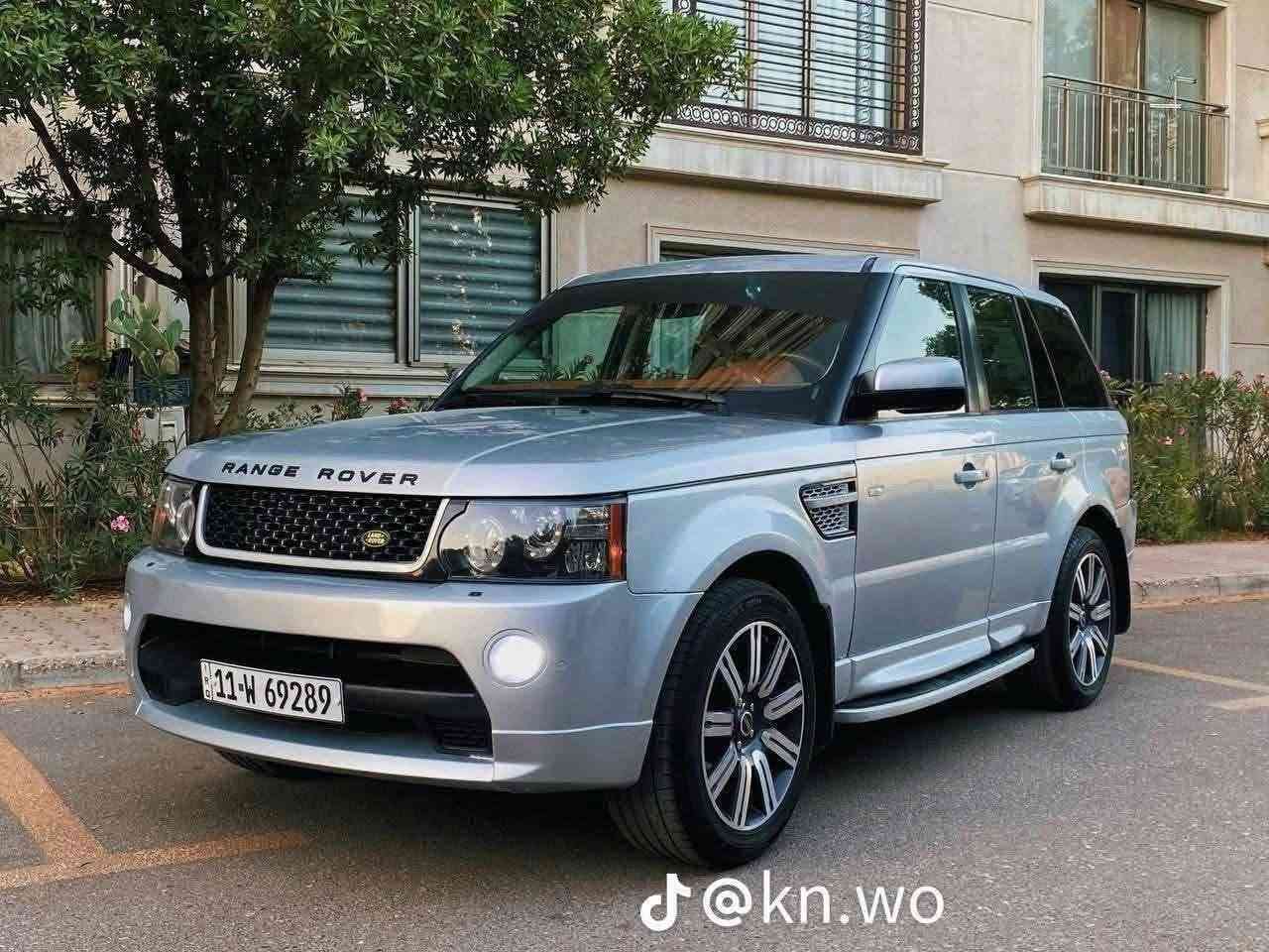 رانج روفر سبورت (للبيع)
8 سلندر بدون سوبر المرغوب مكفولة 

Range Rover sport 

السعر  ١٢٥وبيهة مجال 

رقم بغداد الجديد تحويل مباشر

موديل 2012

((( السيارة بيها قطع صبغ ابيع حزام ))) 

فول مواصفات

بصمه

كشنات جلد

دشبول ديجيتال

 داخل صاج

داخل لونين

شاشه اماميه

سيدي DVD

كاميرا دوارة

مثبت سرعته

تحكم استيرن جهتين

هيتر بلستيرن

 صندوك شفط

لايت داينمك

لايت زنون

كشاف زنون

كشنات جلد

كشنات كهرباء 

كشنات خزن ميموري

سترين كهرباء التحكم

إناره ترحيب مرآة

حساسات امامي

حساسات خلفي

حساس امطار 

جكات جوبليس 4 اطارات 

فتحة سقف 

رادار مرآة 

تبريد قطعتين 

امامي خلفي 

هاند بريك Auto بصمه

 5انظمة قيادة 

دفع رباعي

12سماعه🎧

ويل 20

8ارباك

 سبير ويل كب 

دبل اكزوز 

وبيها هواية مواصفات 

مكانها بغداد

***********
