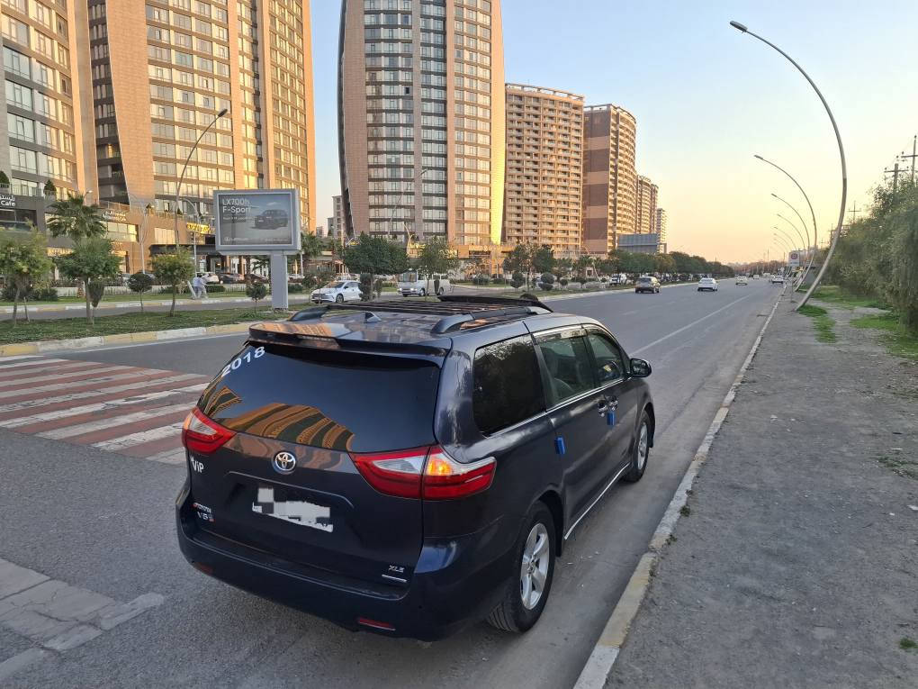 رقم  شمال  جديد هزا جديد 
كير  بشرط محرك مفتوح بشرط 
تحويل  مباشر   تبريد  تدفئه  بشرط 
٤ تايرات جدد   صدر جديد 
سونر  بل صورا  موضح  كامل    اتصال  فقط غير موجود  عل فيس بوك   واتس اب *********** 
 سعر 155 ومجال بصيط أربيل, العراق
