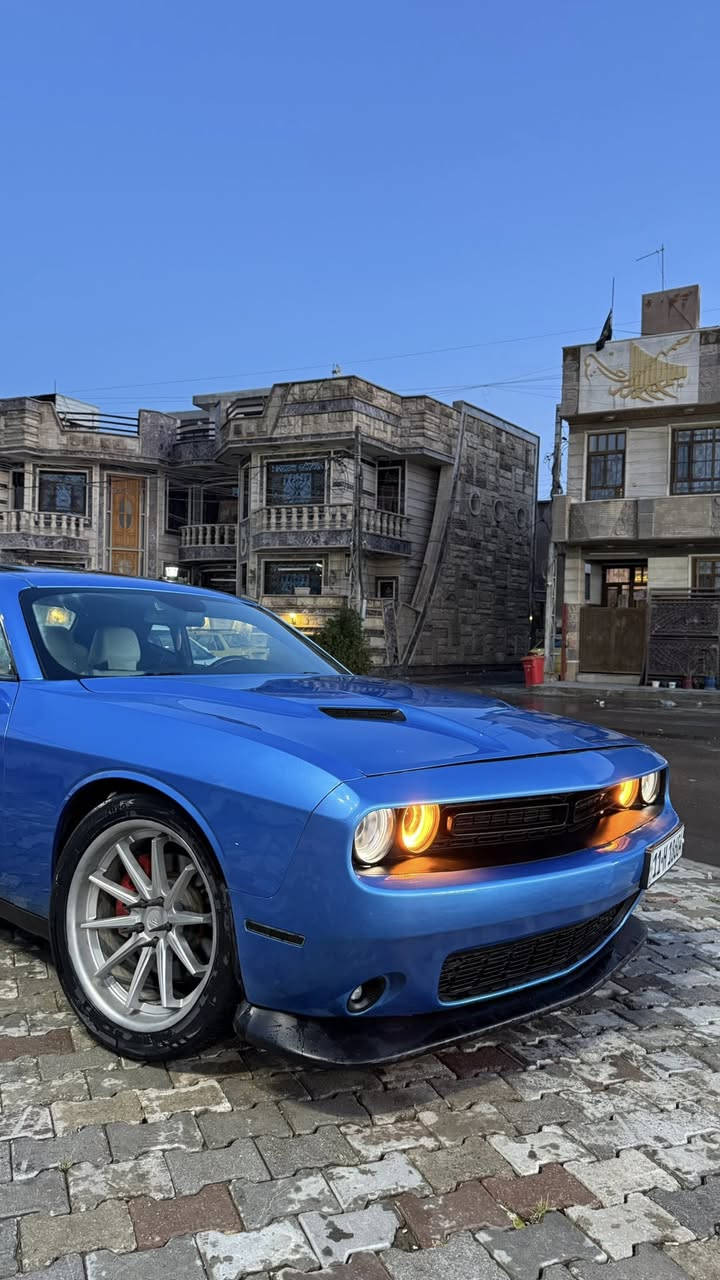 سلام عليكم دوج جالنجر 6 سلندر موديل 2018 للبيع فقط رقم بغداد
حادثه بنيد فقط قطعه وحده صبغ لغود كفاله شاصي فقط مقدمه سحب اليسره 
مواصفات فول 
فتحه 
مري تعتيم 
كشنات حضن جلد 
زنون منضومه عالي ناصي 
تخم تاير ويل فيراده 
هيتر مري 
شاشه كار بلي 
سقف روز 
دفيوزر نشره 
ماشيه ٦٥ ميل 
سياره جاهزه مكاني بغداد 
السعر ١٥٨ وبيه مجال للشراي 
الرقم 
***********
