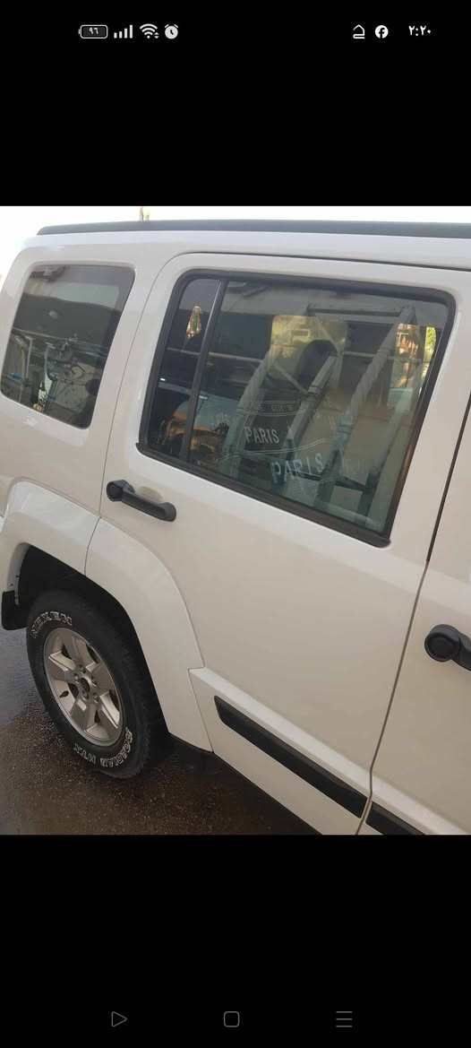 المحرك 6سلندر مكينة بلادية 3700.السيارة نظيفة ماشية 120 الف كم كلين تايتل *********** الشطره, ذي قار
