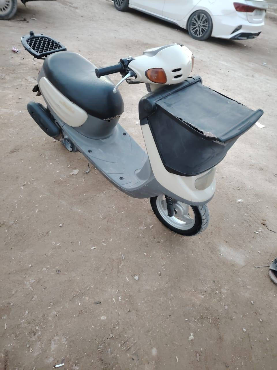 دراجه منغولي نضيفه كلش اخت الحاويه كهربائيات كلها شغاله سلف وهندر مكينه البلاديه قفل جنطه قفل سكان شلعه ومعدل فوول كيجات شغاله مال جناي السعر ٦٥٠ وبيها مجال مكاني كربلاء الحر موبايل ***********
