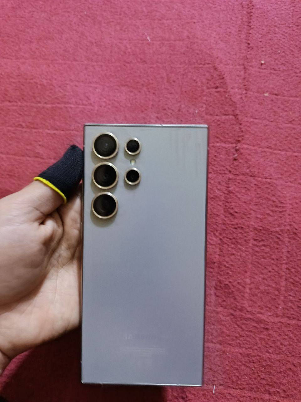 للبيع اس 24 الترا
مكول وتر
ذاكراه 256
تيتانيوم
غراض كامله
سعره 950 وبي مجال 
مكاني نجف مشخاب 
***********
