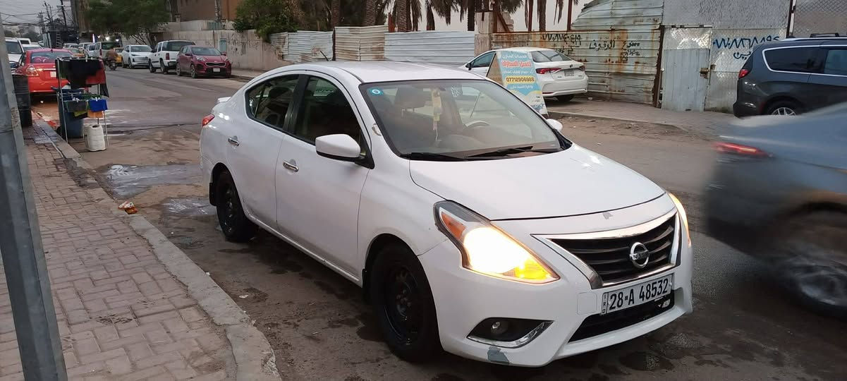 السلام عليكم
نيسان فيرسا موديل 2019
السياره حادثه من امريكا جاملغ صفحه السائق مبد +حافه البنيد معدل على البارد + وبيه بارد الباب الي عكس السائق اثر طخه 
مواصفات السياره 
كامره 
شاشه كبيره
تحكم ستيرن كامل 
جام تحكم اوتو كامل 
السياره sv اعلى فئه بالفيرسا 
السياره ماشيه 108 قابله للزياده 
السياره رقمه نجف انكليزي وبأسمي 
سعر السياره 89 وبيه مجال 
رقم الهاتف ***********
