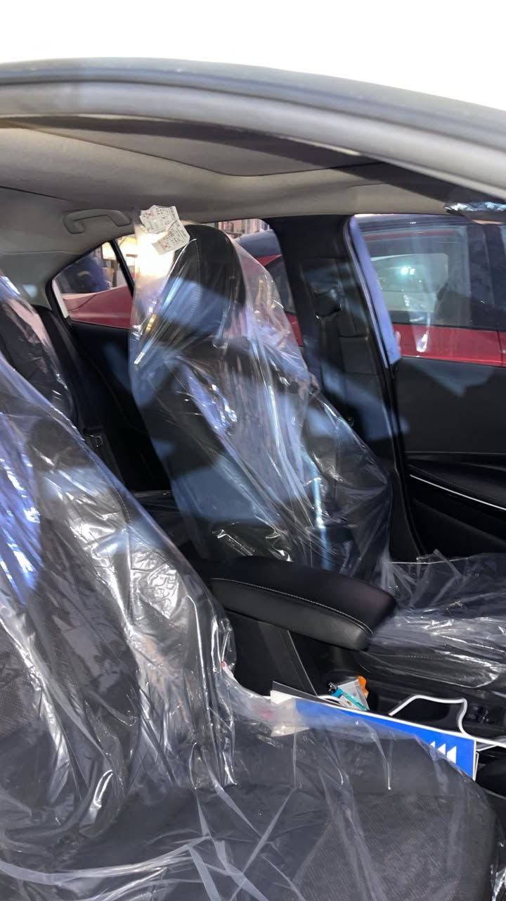 السلام عليكم 
كورلا هايبرد 2025
1/1 
ماشيه 16 الف 
155$
***********
