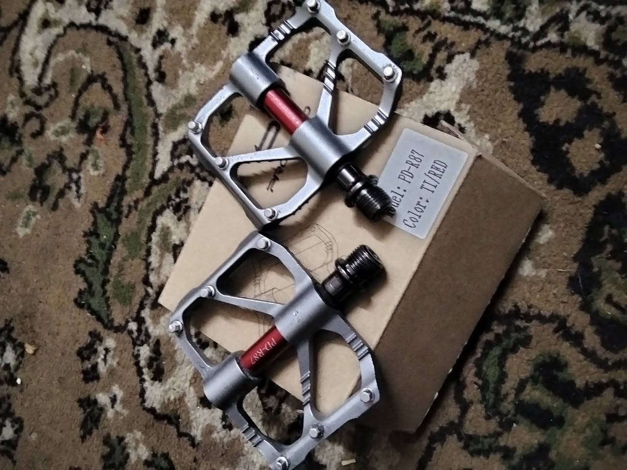 يالله سلام عليكم بايدرات
السعر 15
يوجد توصيل كافه المحافظات 5الاف 
للتواصل ***********
موجود واتس 
وماسنجر
