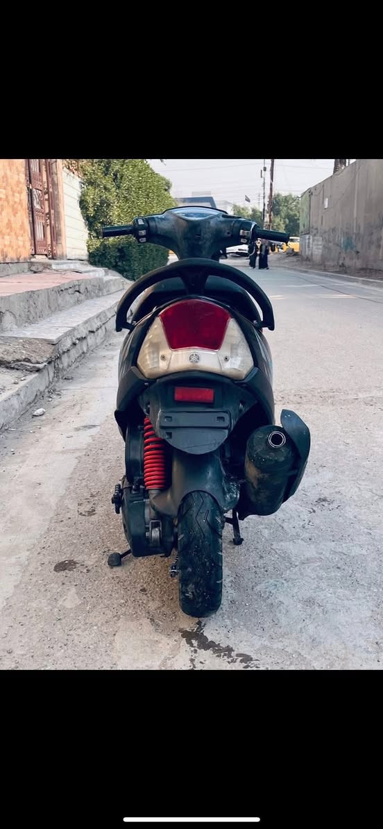 السلام عليكم ماكس عدلة الدراجة كاملة مكملة مابيه نقص تنكر سويج وتطلع صالنصة fm بوشة مزود 55  ستندر مكان البلديات شارع المعامل والكاشي يم البستان مقابيل بداله الخنساء   السعر 550 بيه مجال تجي وتشلع عيوني كلش كفرات بلادية ختم واحد رقمي. *********** وتساب فقط
