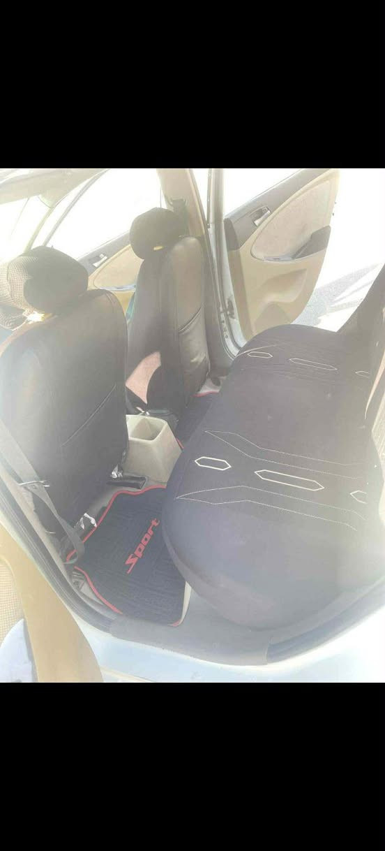 اكسن مضلع موديل 12 
ابيع قصد ونقد

كير ومكينه شرط

تدفه وتبريد شرط

هيه وغرامات صفر

سنويه 30

ضرر السياره جاملغ اليمين وبونيد فقط

السياره بدون دواخل
تواصل خاص
