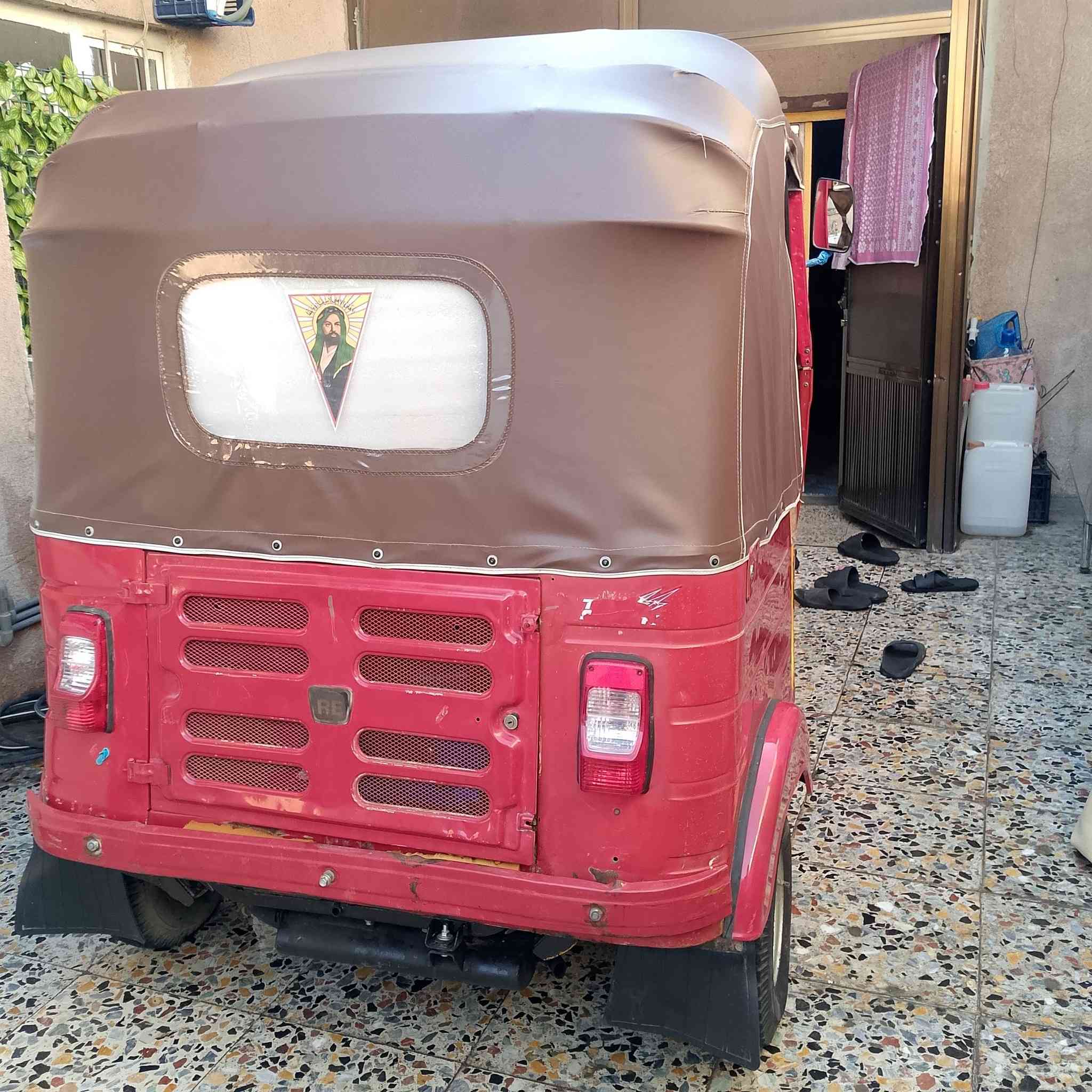 سلام عليكم تكتك للبيع موديل ٢٠١٨ شهر ال ١٢ تكتك جهازه خير من الله تكتك رقم او سنويه مكاني بغداد الزعفرانيه سعر 4600 متواجد خاص او هذه رقمي بي واتساب ***********
