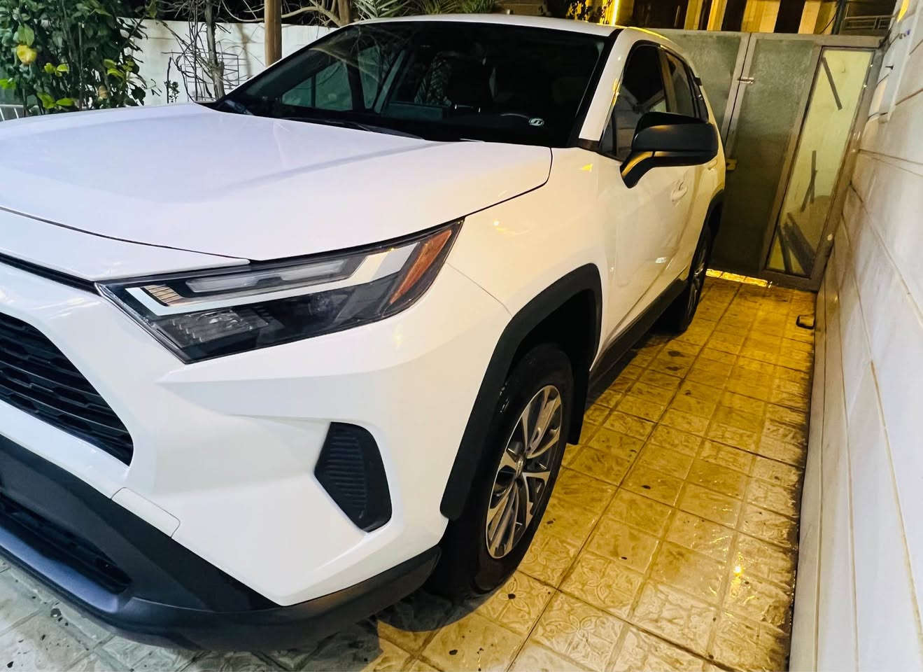 السلام عليكم 
للبيع تويوتا راف فور Rav4 موديل 2024 
موصفات LE 
الظرر فقط نص جاملخ سكن صبغ بدون دواخل بدون ايرباك بدون تبديل 
ماشيه 38 الف 
السعر 240 بيها مجال بسيط 
للاستفسار اتصل ع الرقم *********** كركوك, العراق
