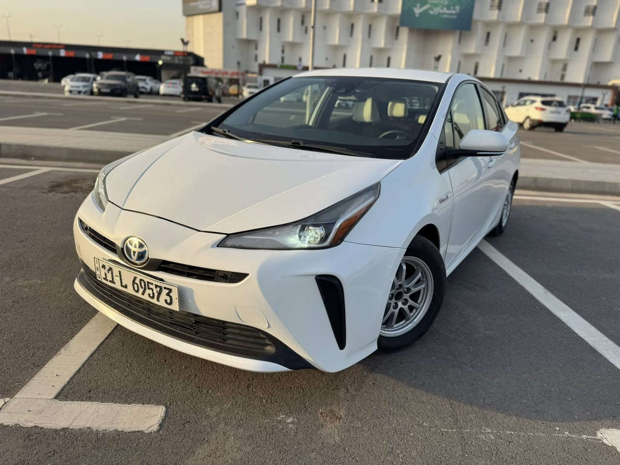 للبيع 
تويوتا بريوس هايبرد موديل 22 
محرك حجم 1800
ماشية65 الف 
الضرر موضح بلصور بدون دواخل 
شاصي ولغد مكفول 
السعر 130 وبيها مجال 
***********
