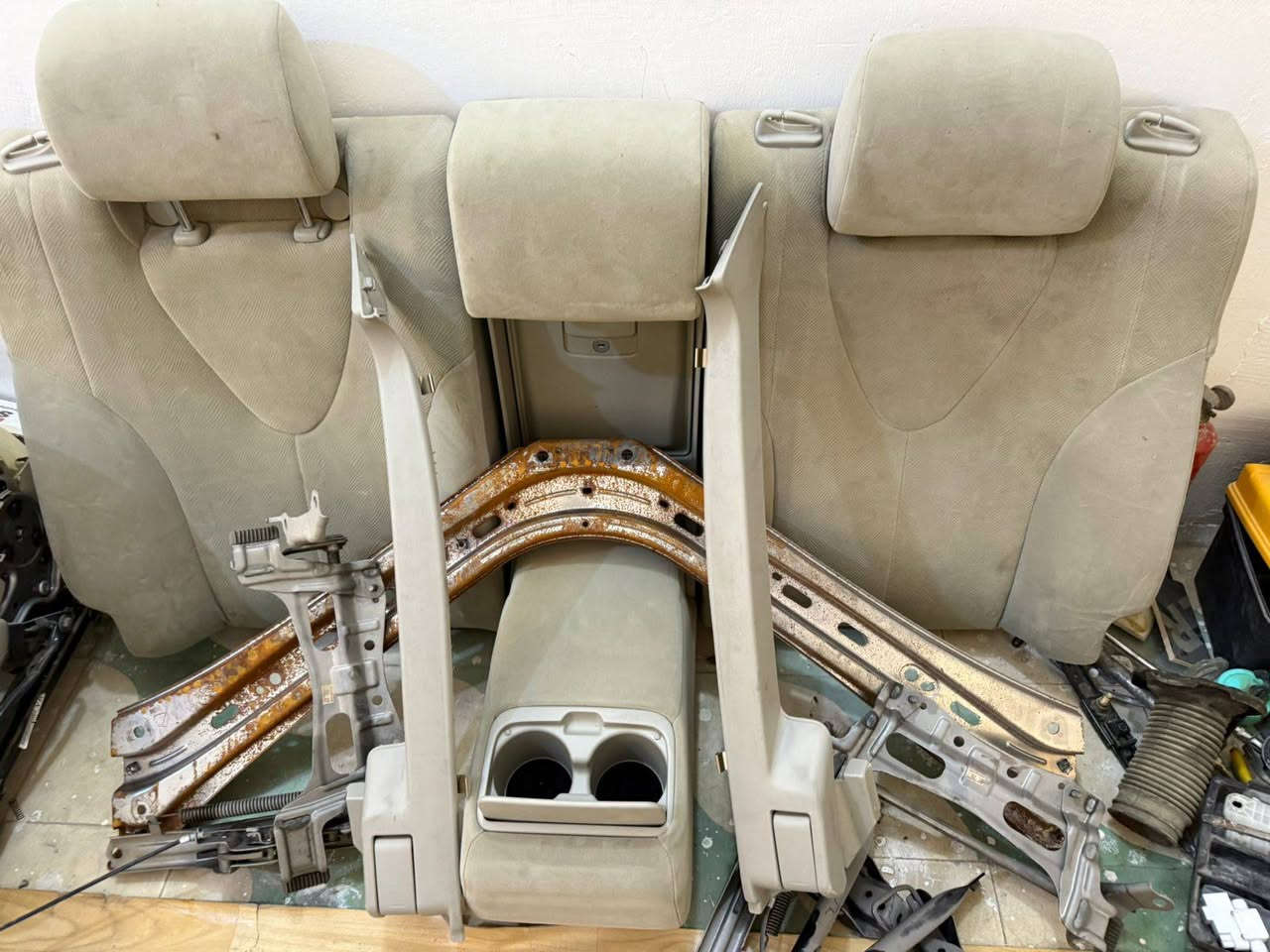 غراض للبيع بخدمتكم توصيل جميع محافظات العراق *********** تفصيخ اصلي فقط
