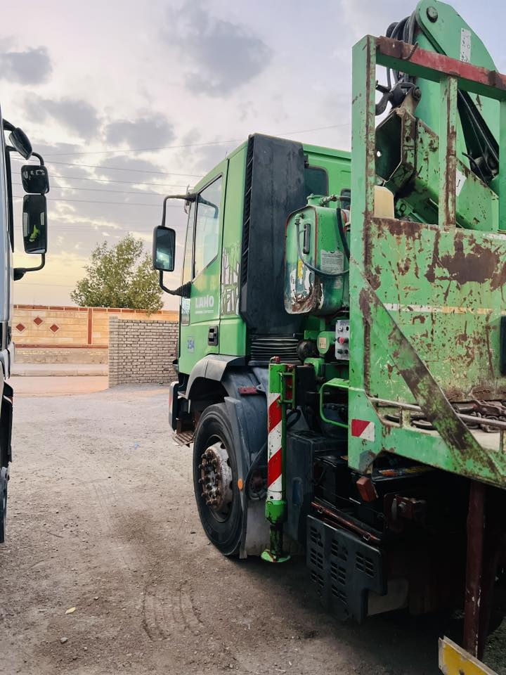 للبيع افيكو موديل 2003كرين  وسطحه بلاد #العنوان البصره _القرنه #الاستفسار ‭0770 285 0014‬
