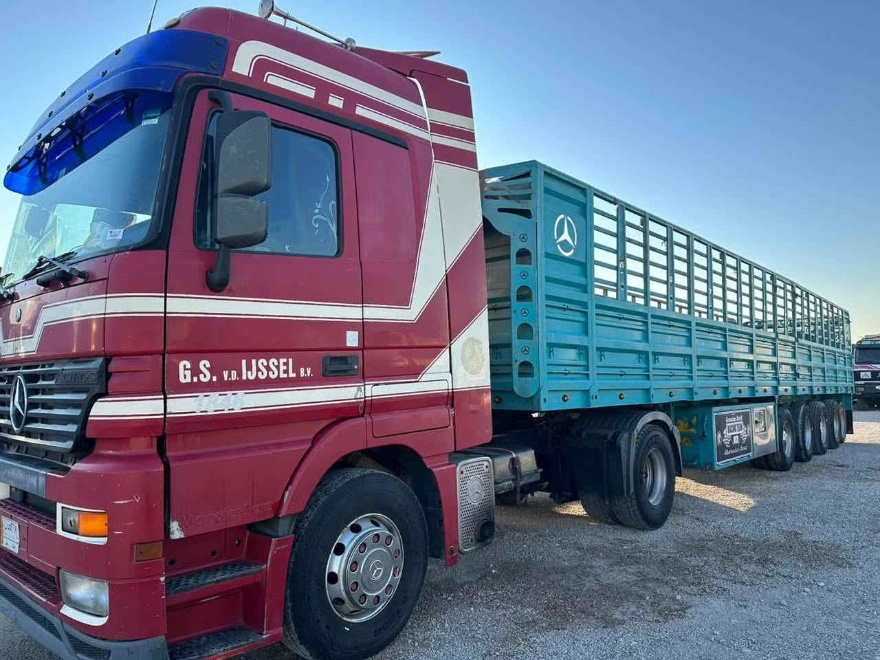 شمعه موديل ٢٠٠١ محور طويل مربوطه براد + عربانه 5محاور وسنكل المكان فلوجه الاتصال ***********
