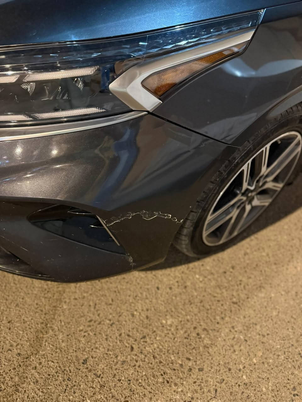 كيا فورتي موديل 2023
فول مواصفات ما عدا البصمه
محرك 2000
وارد امريكي 
بجم كبس 
حادثها مدكر خلفي عكس السائق 
الباقي سيارة مكفوله من كلشي وجديدة ماشيه 45 كيلو متر 
رقم شمالي وكاله او تحويل سنويه 2029 الانتهاء 
السعر 158


**إذا كنت صاحب هذا الإعلان وتريد حذفه لأي سبب، رجاءا أرسل رسالة إلى الدعم الفني**