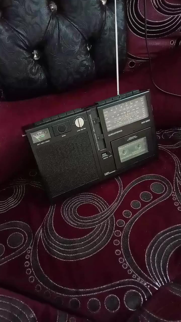 اروس بل راديو قيثاره ابو موجتين او جوله هولندي


**إذا كنت صاحب هذا الإعلان وتريد حذفه لأي سبب، رجاءا أرسل رسالة إلى الدعم الفني**