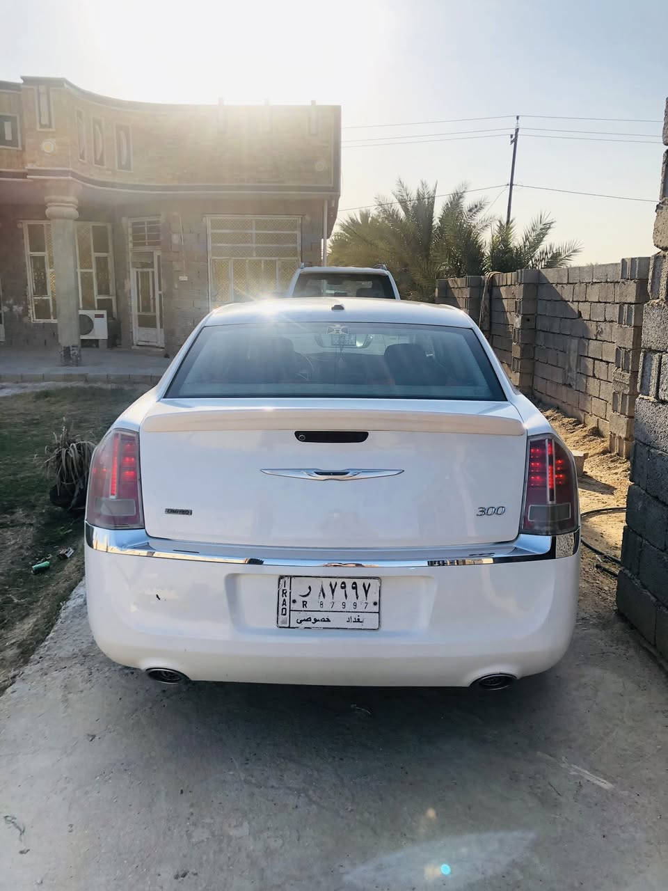 سلام عليكم سياره وبامأ للبيع سياره فول ما عده الفتحه سياره بيها 3 قطع جاملغ او بنيد صبغ او جاملغ مبدل سياره جاهزة من كلشي موديل 12 
1 تخم تاير
2تبريد ثلج 
3شاشه جبيره
4كير طياره 
5ترحيب بيبان
6محرك نضيف
7تشغيل عن بعد 
8منضومه زنون
9كشنات كهربائيه 2
10تحكمات مري
سياره نضيفه
المكان حله ورديه خارج
رقم الهاتف ‭0784 367 0504‬
