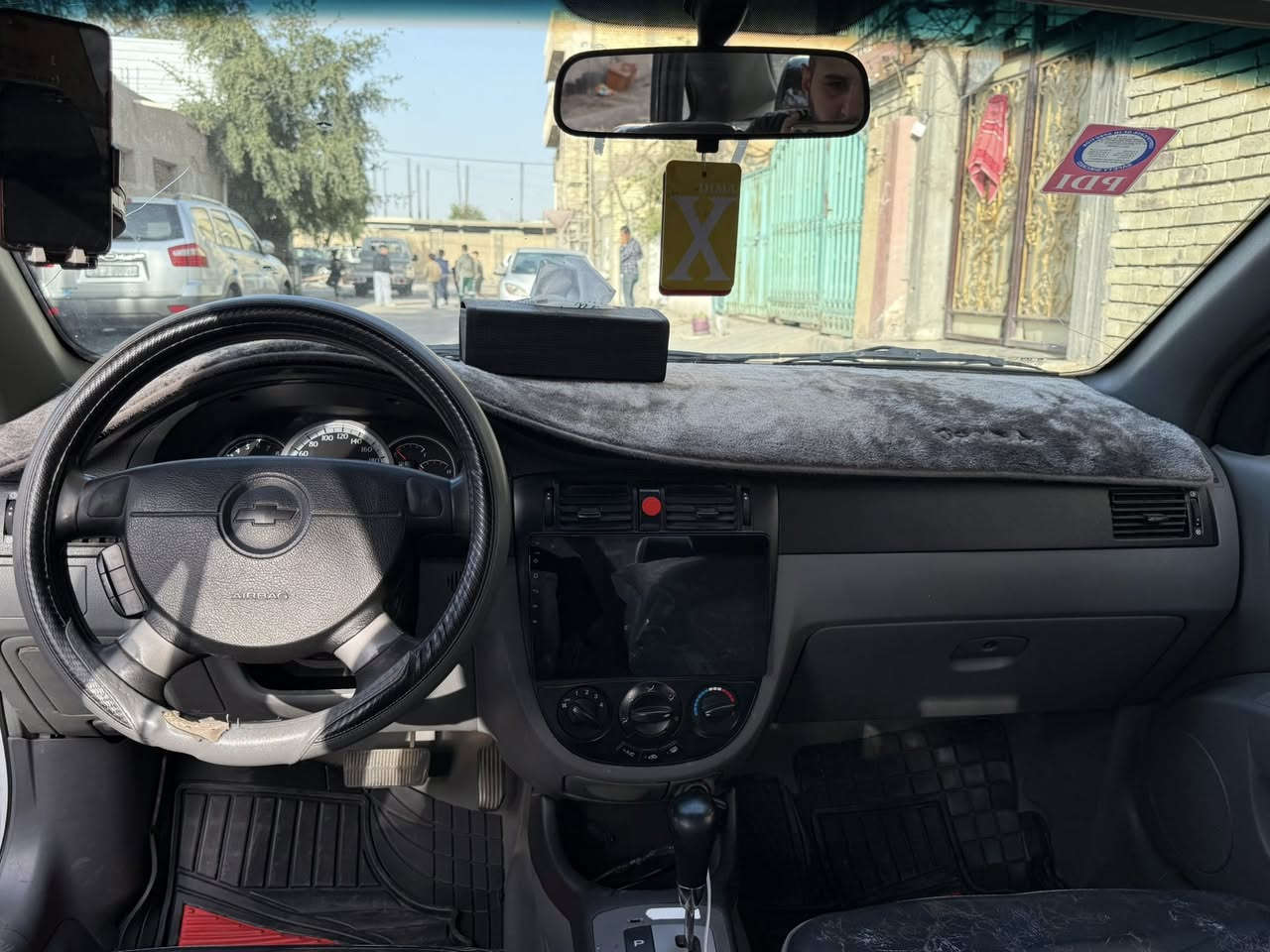 السلام عليكم اوبترا 2012 رقم بغداد السياره نضيفه ومدوشمه ماشية 97 بيه قبق جنطه وجاملغ وعندي الجاملغ المامي طخه ابو تكتك وبدلته وعندي الاصلي والسياره كير ومحرك وتبريد وتخم تاير كله خير من الله السعر 83 وبيه مجال /‭0786 875 7446‬
