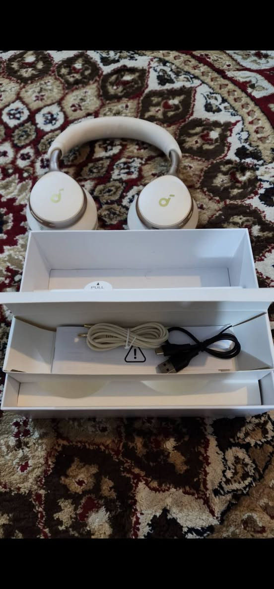 السلام عليكم هاي الجميله Space One للبيع بطاريتها تدوم من 40-55 ساعه ونظام ال(fast charge 5min=4H)
صوت خيال ومايك صااافي وNoise Cancelling شي ثاني 🔥
بسعر 60 الف 🌹❤️


**إذا كنت صاحب هذا الإعلان وتريد حذفه لأي سبب، رجاءا أرسل رسالة إلى الدعم الفني**